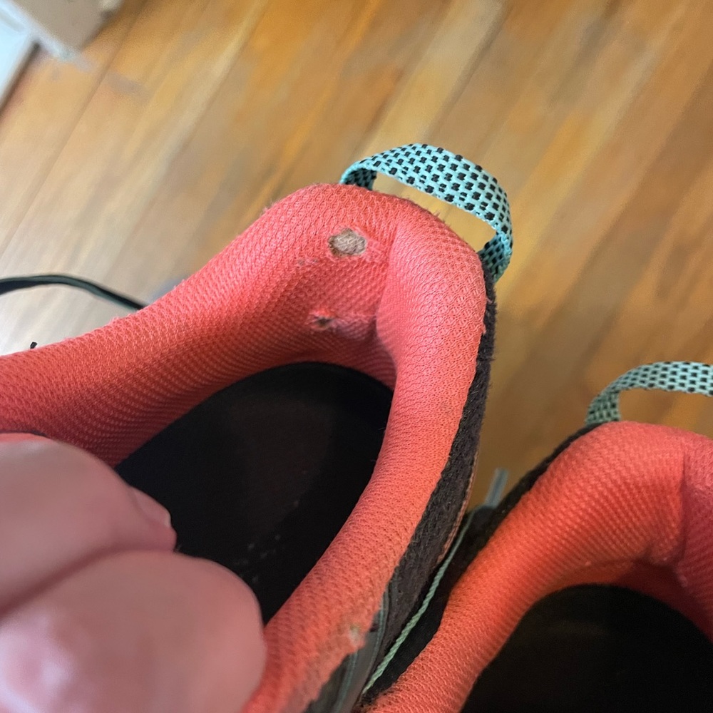 ASICS sneakers - Picture 4 of 5